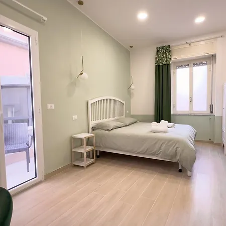 Real Poggio 3* Naples