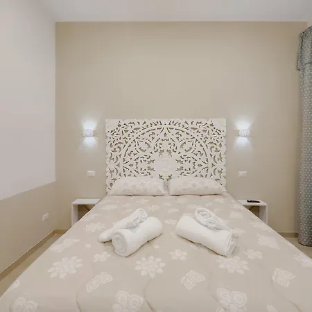 Real Poggio 3* Naples