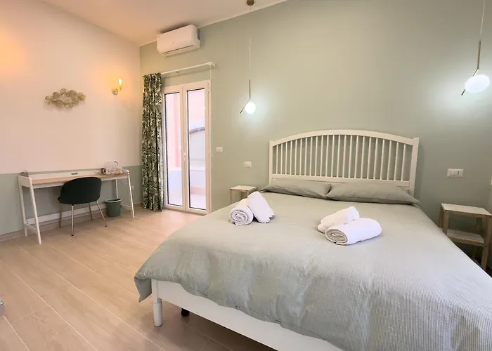 Real Poggio Gæstehus Napoli